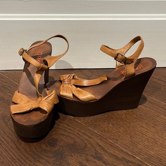 Michael Kors Women’s Brown Sandals Size 8.5 - Picture 1 of 6